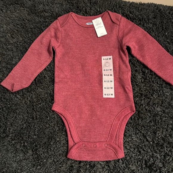 Long sleeve baby onesie bundle - Picture 4 of 7